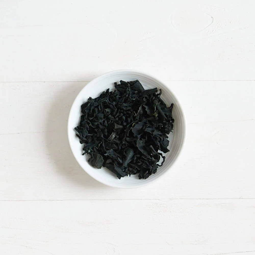 Japanese Wakame Flakes - Dried Sea Vegetable - Image 3